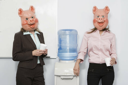Kollegenschweine & Mobbing: Was tun als Chef oder Kollege?
